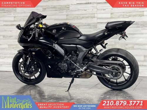 2023 Yamaha R7