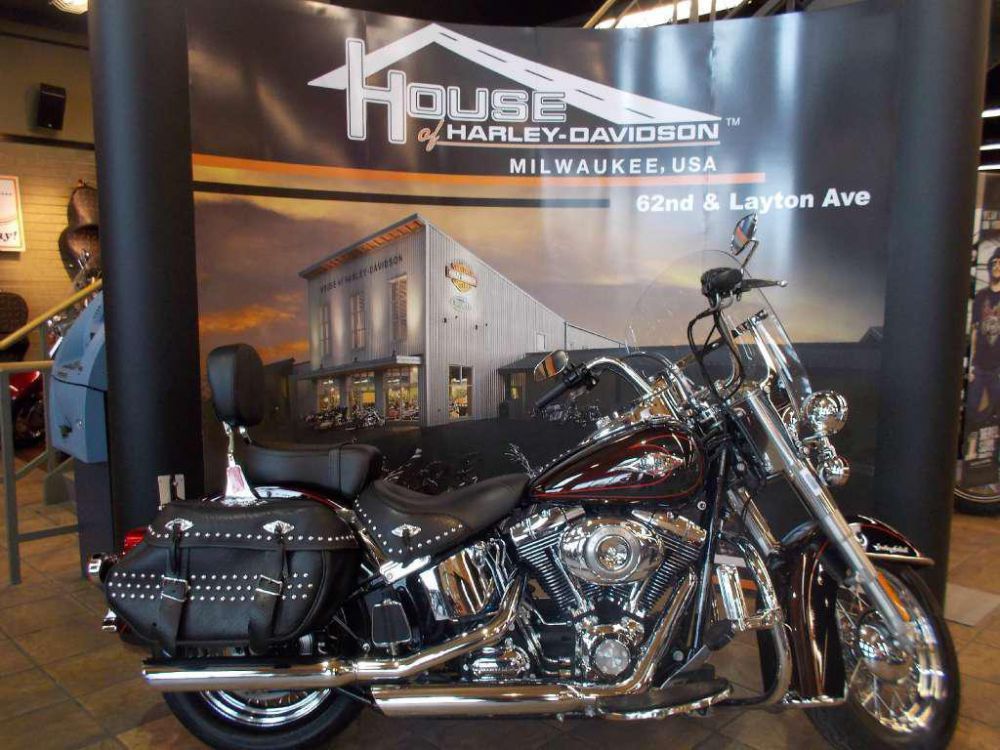 2011 harley-davidson flstc heritage softail classic  cruiser 