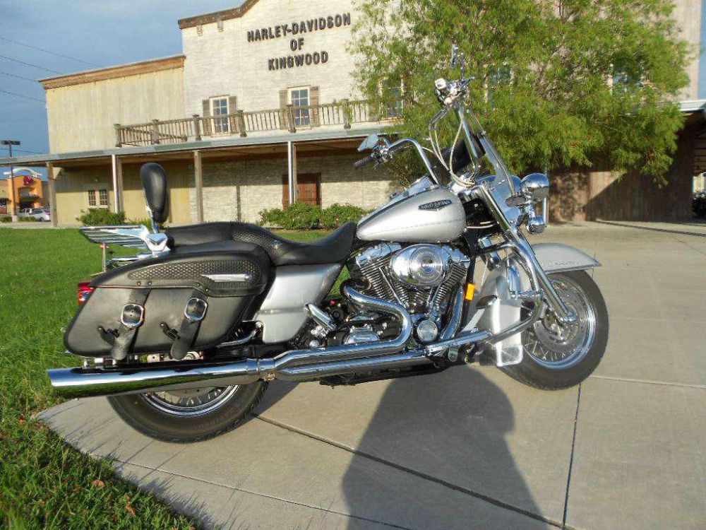 2004 harley-davidson flhrci road king classic  touring 