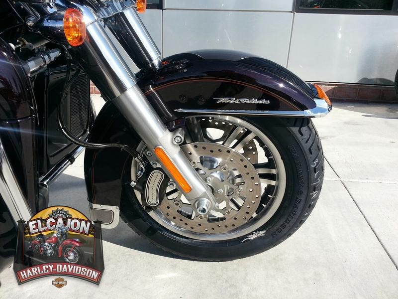 2014 harley-davidson flhtcutg - tri glide ultra  trike 