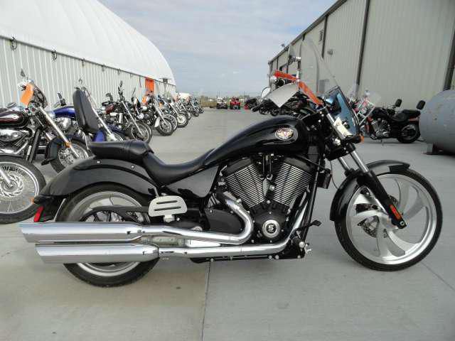 2006 Victory Vegas 8-Ball Cruiser 