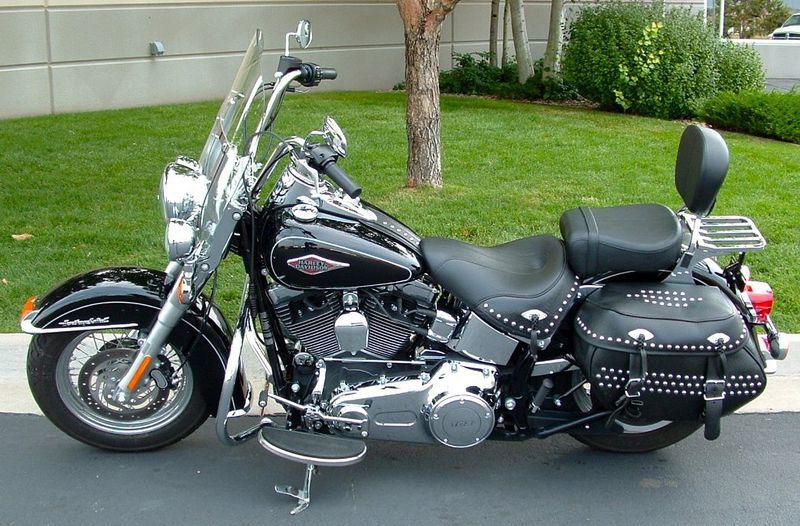 2013 Harley-Davidson FLSTC - Heritage Softail Classic CLASSIC Cruiser 