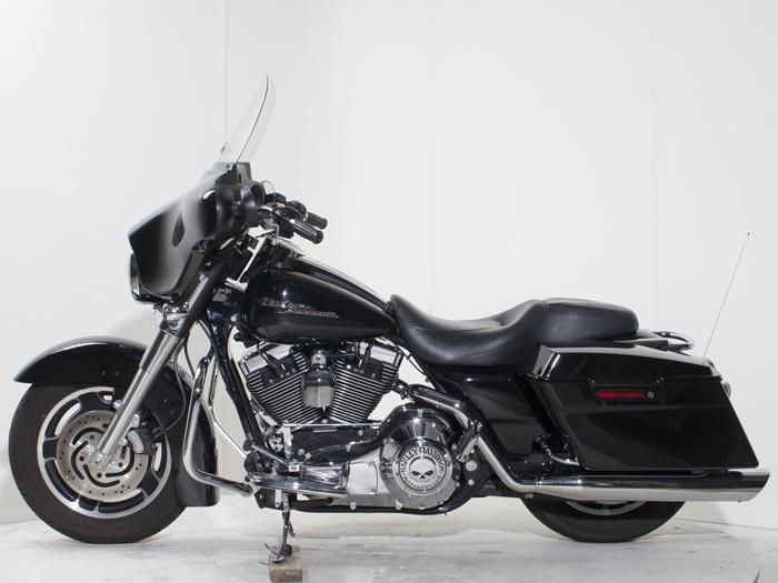 2006 Harley-Davidson Street Glide FLHX Other 