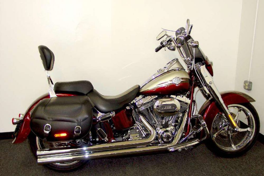 2010 harley-davidson flstse cvo softail convertible  touring 