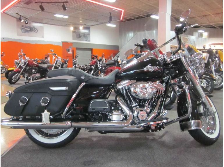 2013 harley-davidson flhrc road king classic 