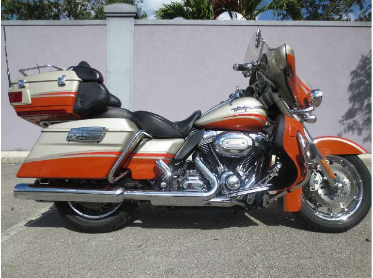 2009 harley-davidson flhtcuse4 cvo ultra classic electra glide  touring 