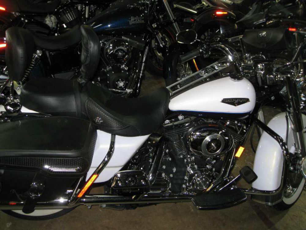 2007 harley-davidson flhrc road king classic  touring 