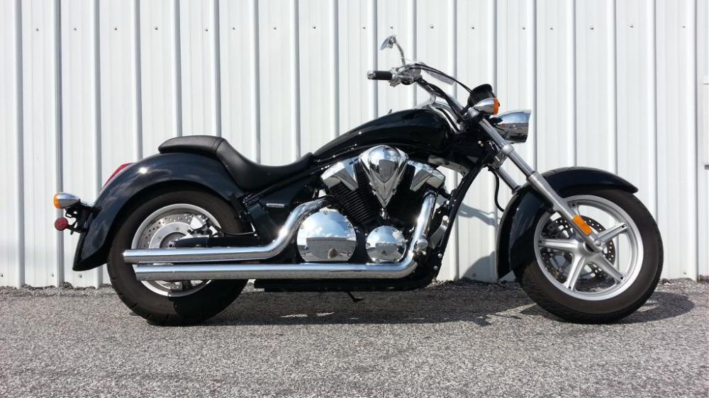 2010 honda stateline (vt1300cr)  cruiser 