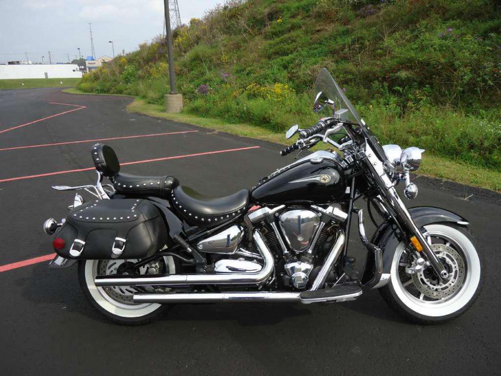 2004 yamaha road star midnight silverado  cruiser 