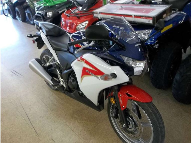 2012 honda cbr250ra 