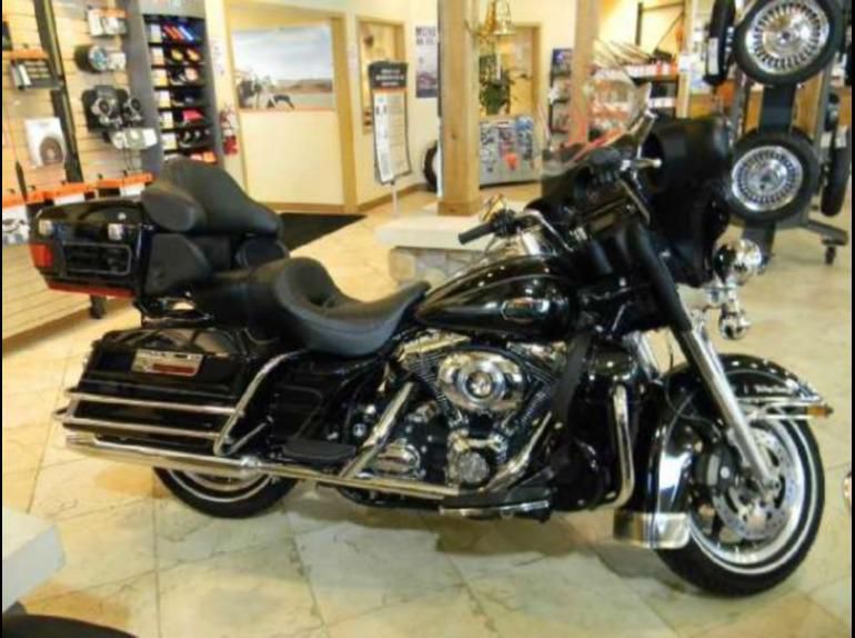 2008 harley-davidson flhtcu ultra classic electra glide  touring 