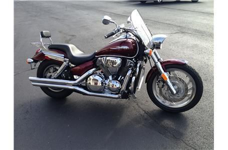 2006 honda vtx 1300c  cruiser 