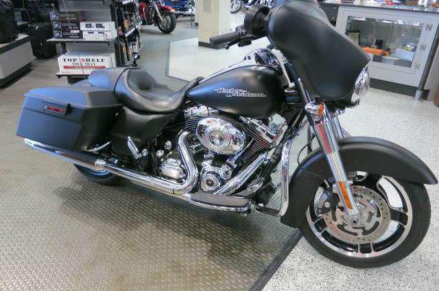 2011 harley-davidson flhx street glide  touring 