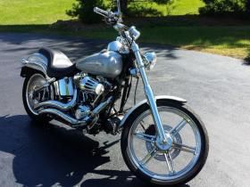 Harley davidson softail fxstd deuce