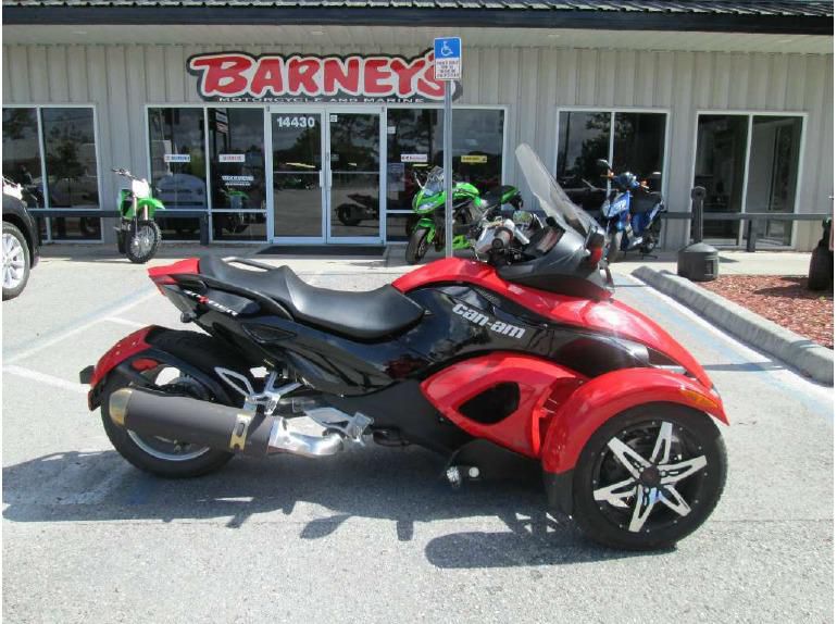 2009 can-am spyder  se5  sport touring 