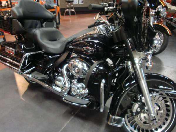 2013 harley-davidson flhtcu ultra classic electra glide  touring 