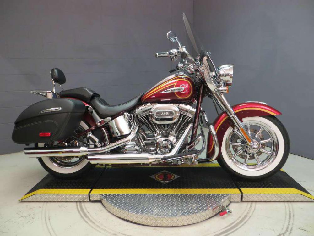 2014 harley-davidson flstnse cvo softail deluxe  touring 