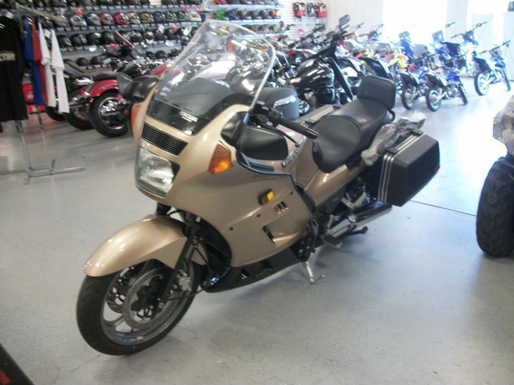 2005 kawasaki concours  touring 