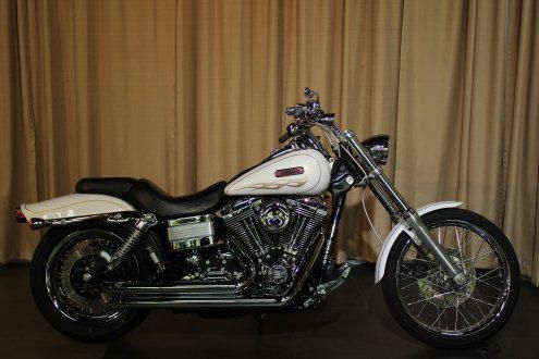 2007 Harley-Davidson Dyna FXDWG - Dyna Wide Glide Cruiser 