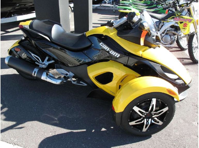 2009 can-am spyder  se5 