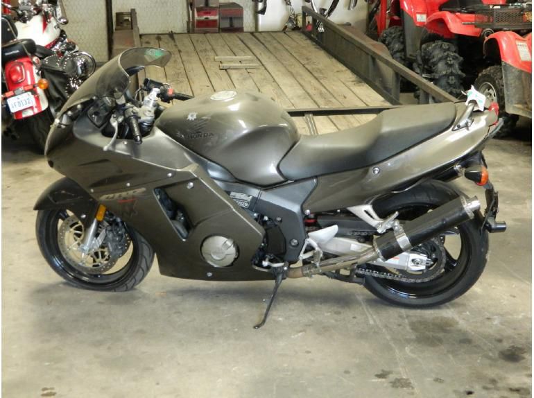 2000 honda cbr 1100xx sportbike 