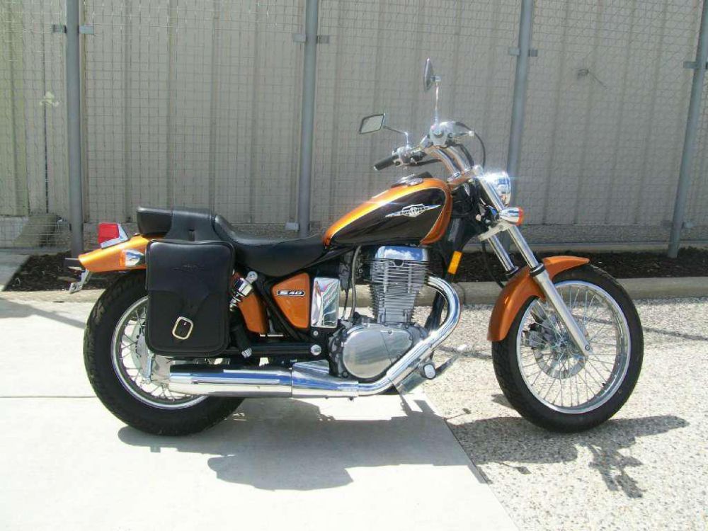 2011 suzuki boulevard s40  cruiser 