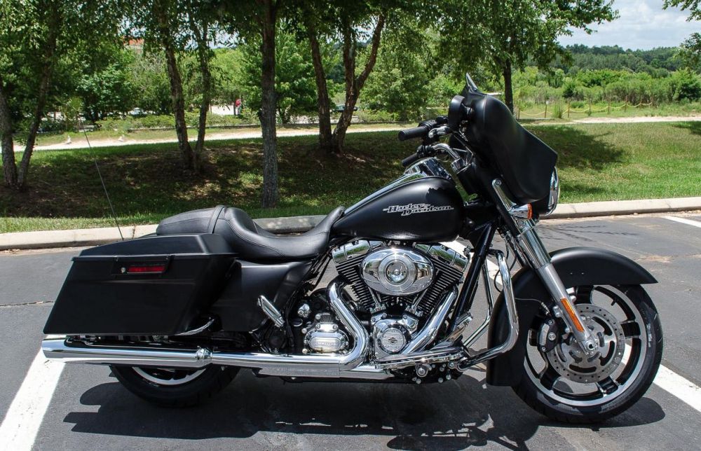 2013 Harley-Davidson FLHX Street Glide Touring 