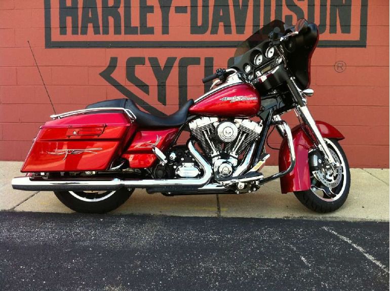 2011 harley-davidson flhx street glide 