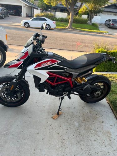 2013 Ducati Hypermotard 821 SP