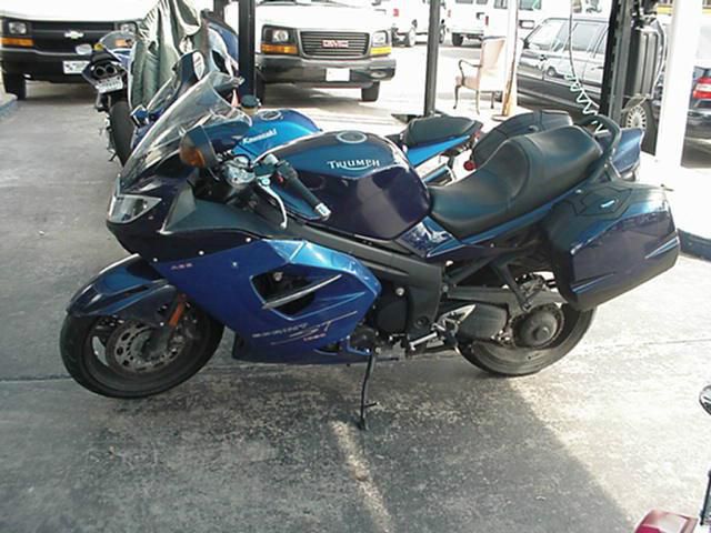 2008 triumph sprint 1050 abs  sport touring 