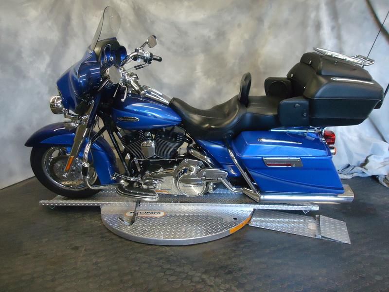 2007 harley-davidson flhtcuse2 - ultra classic screamin' eagl  touring 